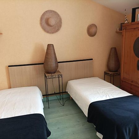 Chez Pierre Et Caroline Bed & Breakfast Les Herbiers Bagian luar foto