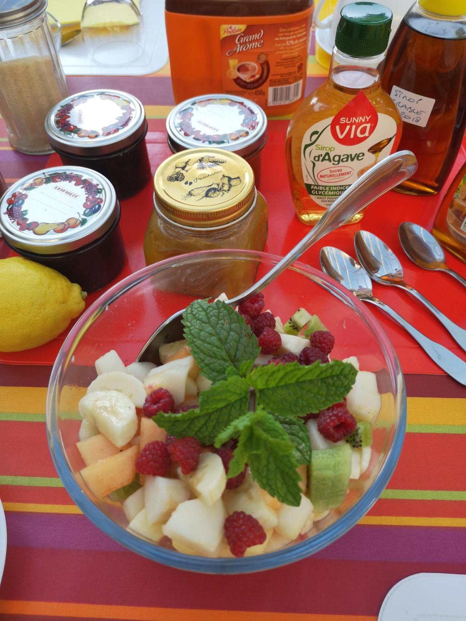 Chez Pierre Et Caroline Bed & Breakfast Les Herbiers Bagian luar foto